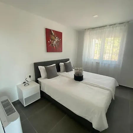 Holiday home Neru Ii